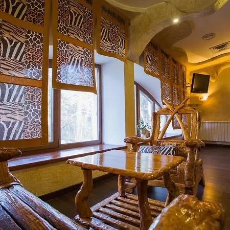 Spa-Hotel Myslyvskiy Dvir-3